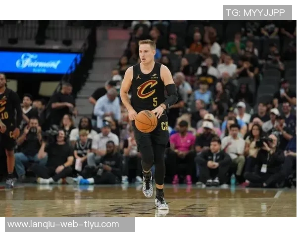 梅里尔骑士生涯替补三分命中271记超越科沃尔跻身队史第五 梅里尔骑士生涯替补三分命中271记超越科沃尔跻身队史第五